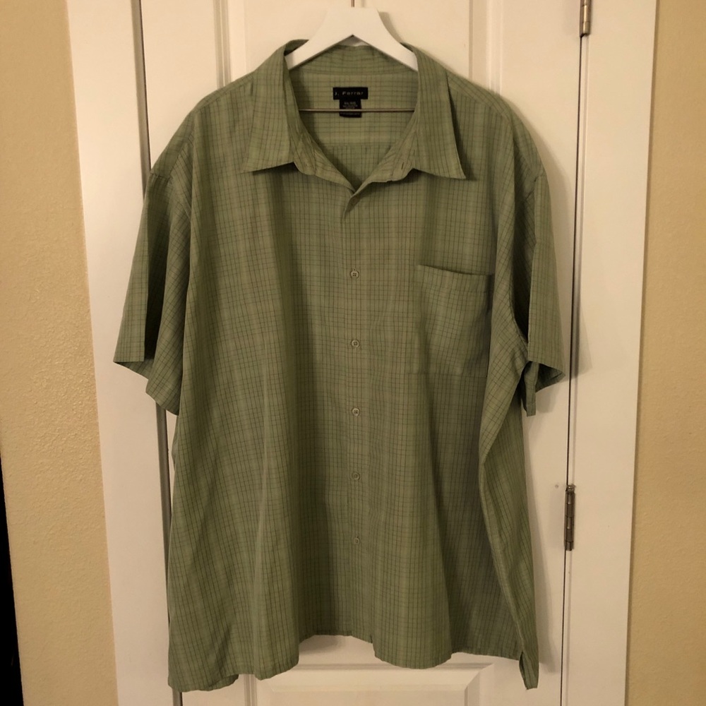 Men’s J. Ferrar Short Sleeve Dress Shirt (A1)